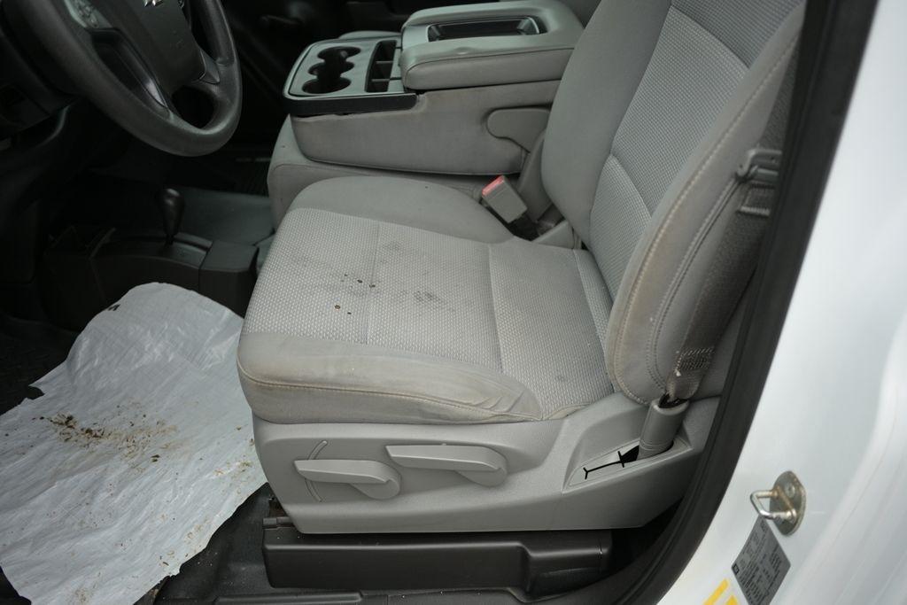 Chevrolet Silverado 1500 4WD Reg Cab 133.0" Work Truck 2016