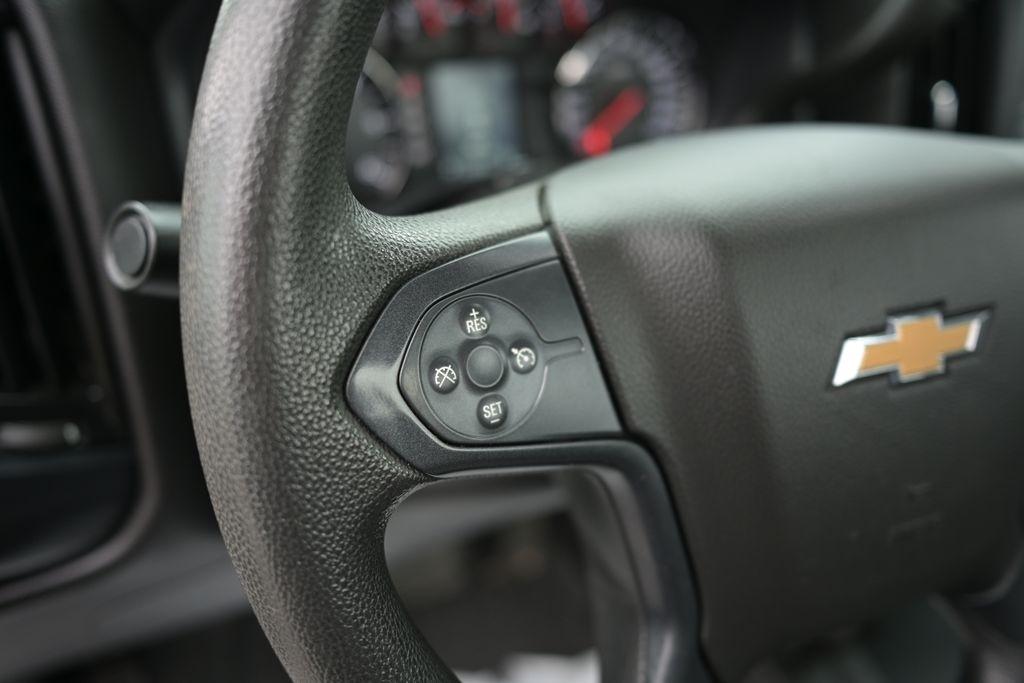 Chevrolet Silverado 1500 4WD Reg Cab 133.0" Work Truck 2016