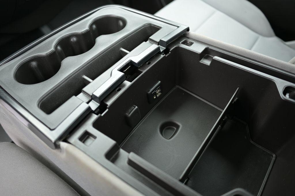 Chevrolet Silverado 1500 4WD Reg Cab 133.0" Work Truck 2016