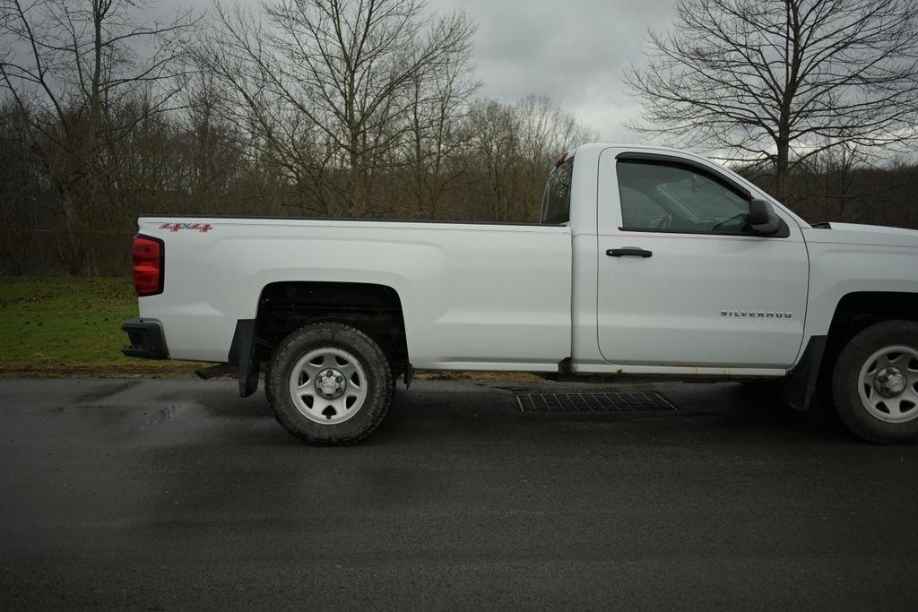 Chevrolet Silverado 1500 4WD Reg Cab 133.0" Work Truck 2016