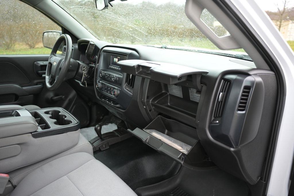 Chevrolet Silverado 1500 4WD Reg Cab 133.0" Work Truck 2016