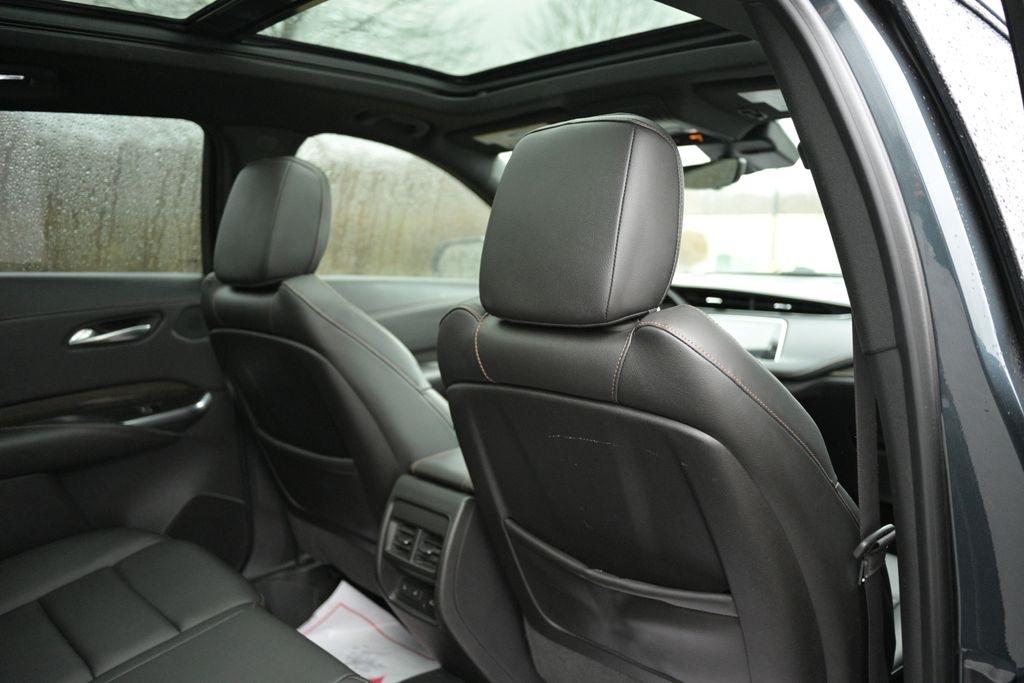 Cadillac XT4 AWD 4dr Sport 2019