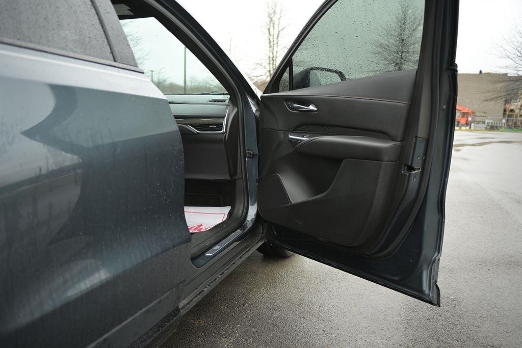 Cadillac XT4 AWD 4dr Sport 2019