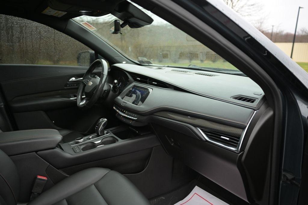 Cadillac XT4 AWD 4dr Sport 2019