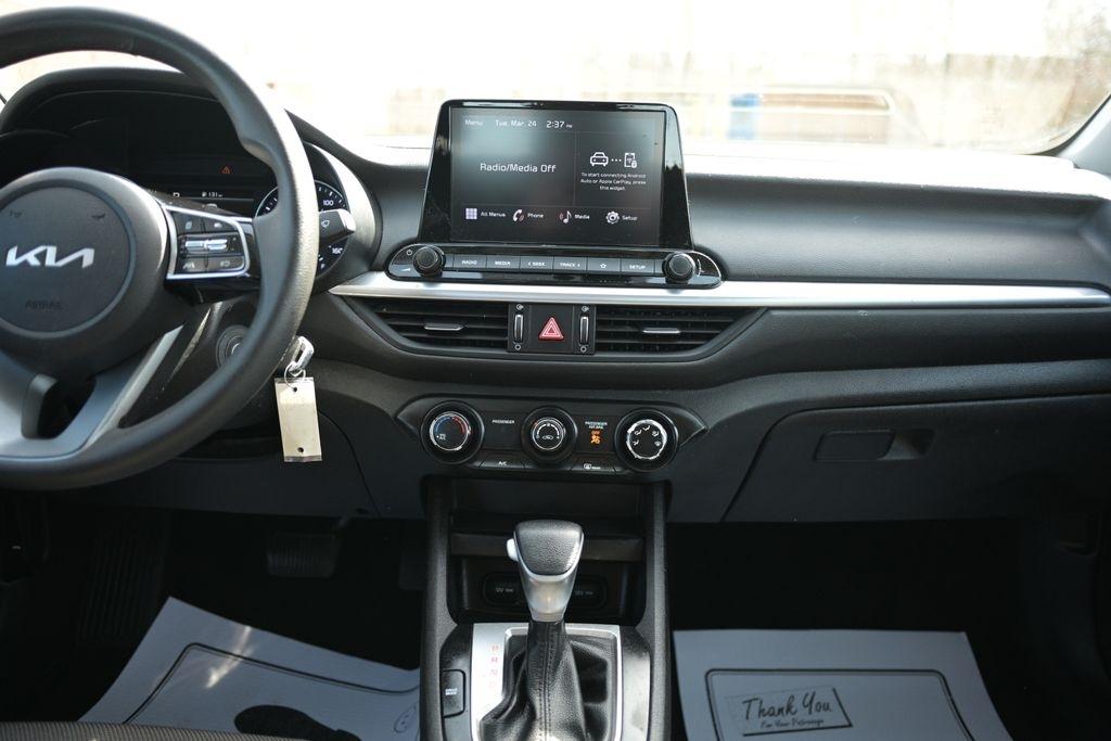 Kia Forte LXS IVT 2022