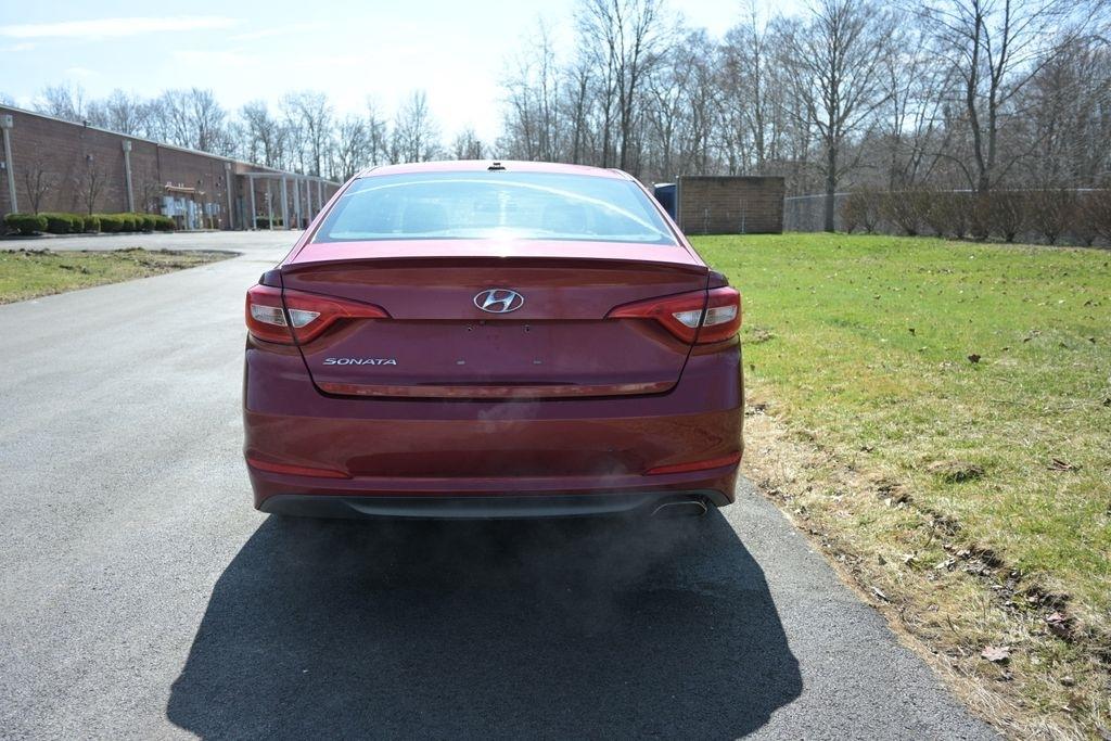 Hyundai Sonata 4dr Sdn 2.4L SE PZEV 2016