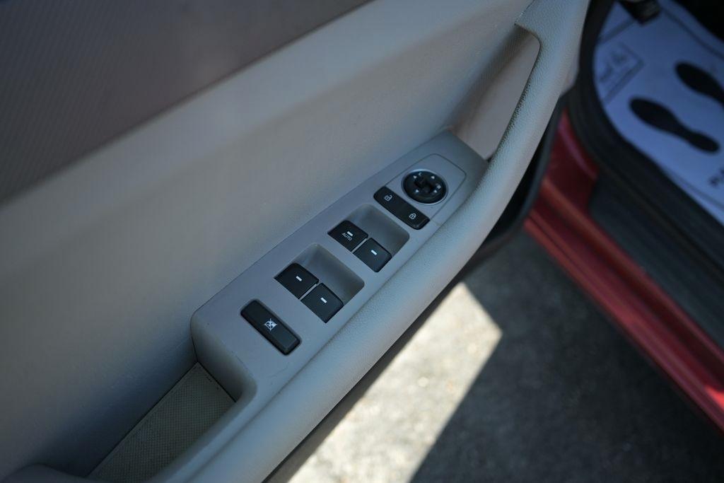 Hyundai Sonata 4dr Sdn 2.4L SE PZEV 2016