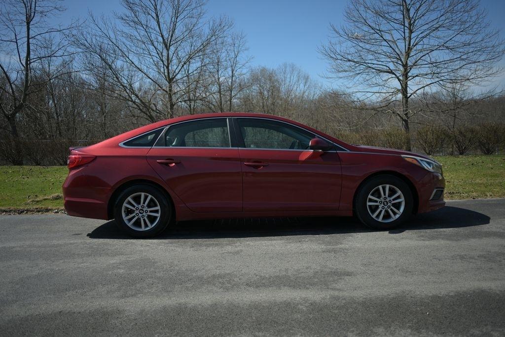 Hyundai Sonata 4dr Sdn 2.4L SE PZEV 2016