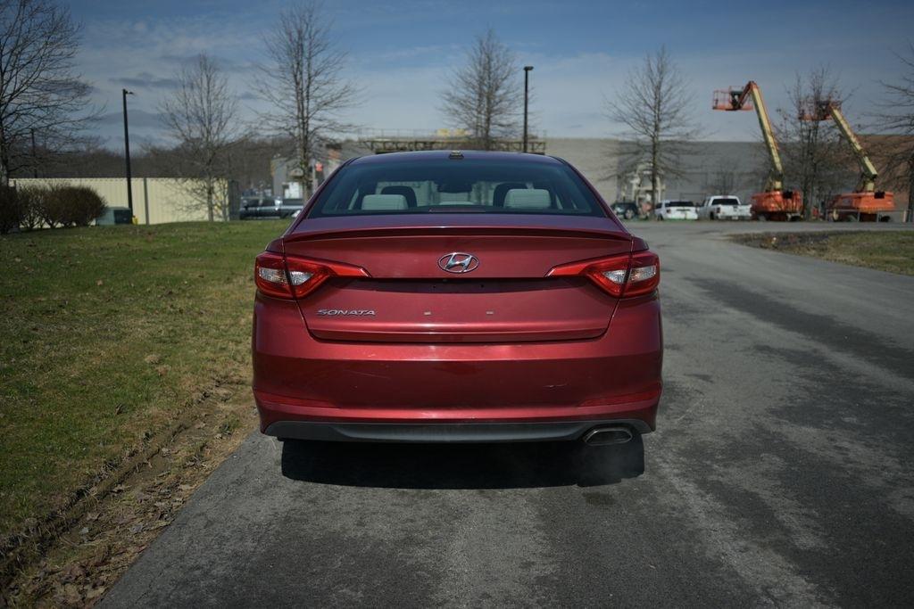 Hyundai Sonata 4dr Sdn 2.4L SE PZEV 2016