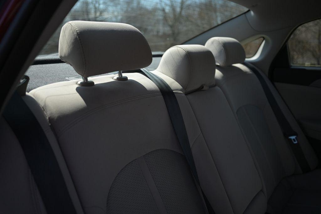 Hyundai Sonata 4dr Sdn 2.4L SE PZEV 2016