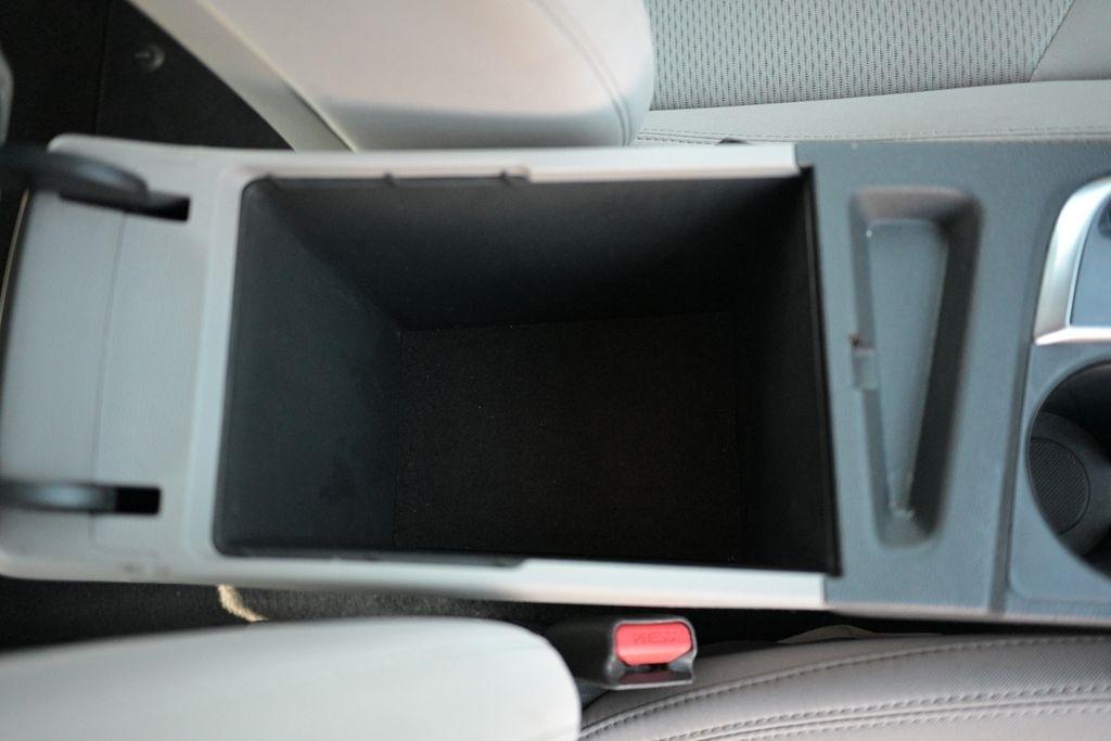 Hyundai Sonata 4dr Sdn 2.4L SE PZEV 2016