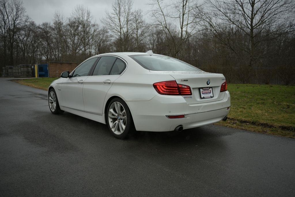 BMW 5 Series 4dr Sdn 535i xDrive AWD 2015