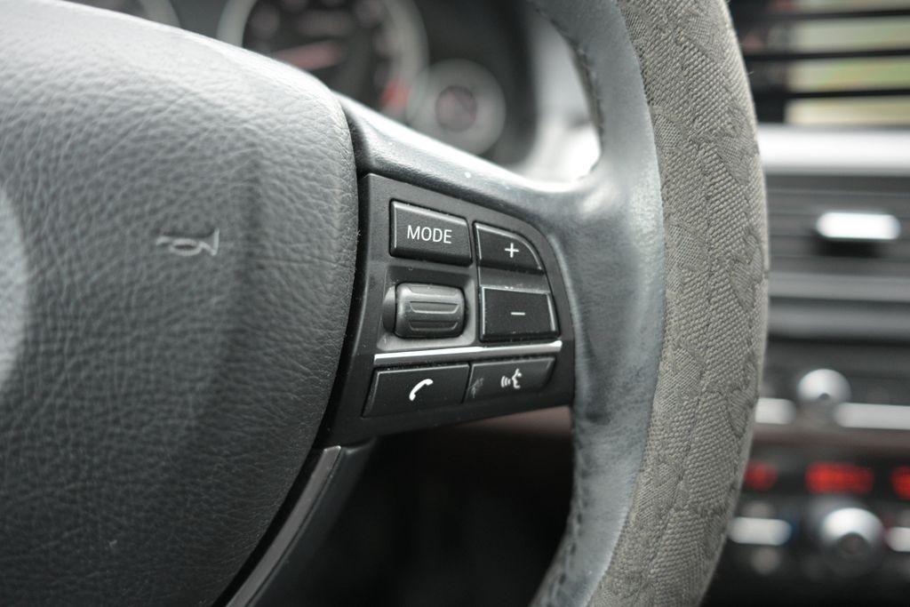 BMW 5 Series 4dr Sdn 535i xDrive AWD 2015