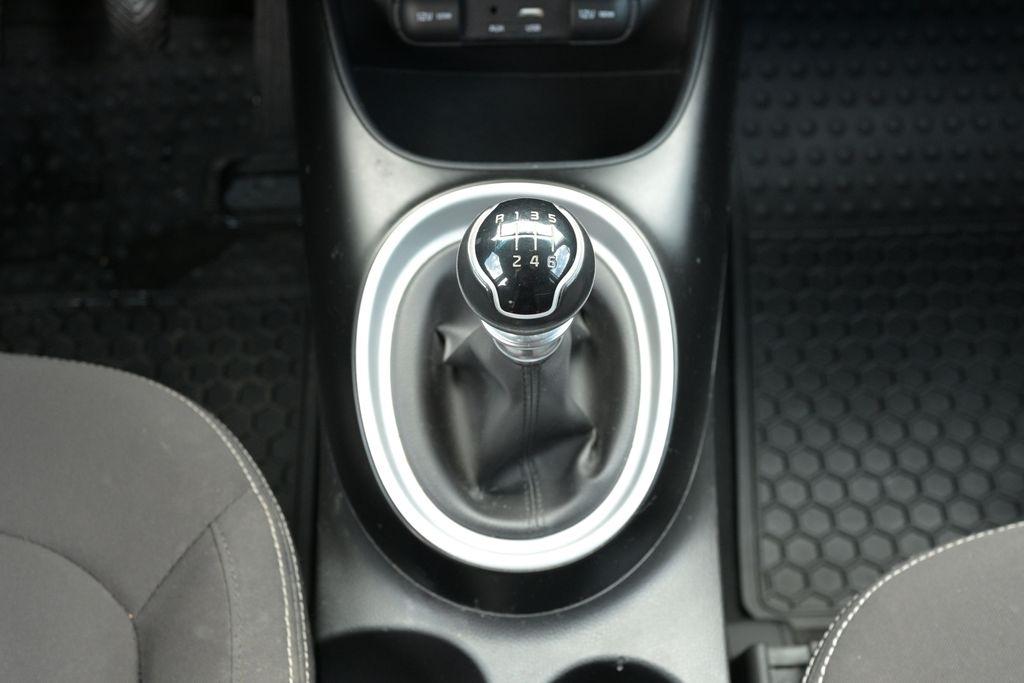 Kia Soul Base Manual 2019