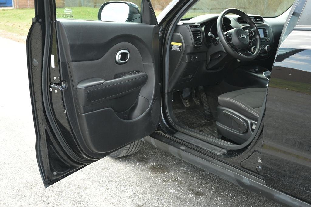 Kia Soul Base Manual 2019