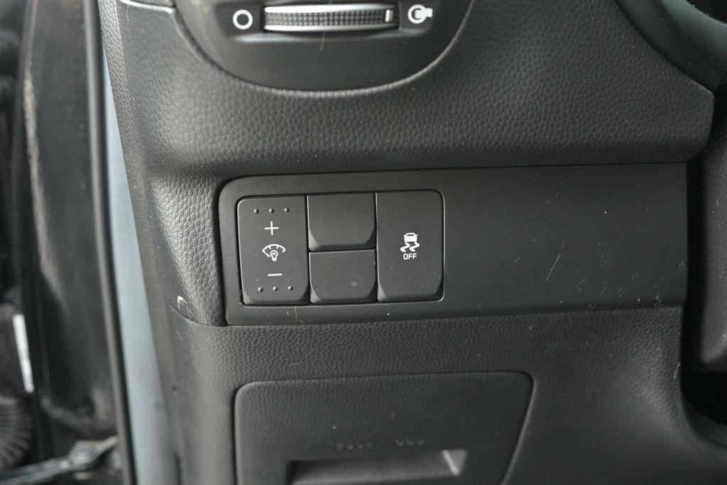 Kia Soul Base Manual 2019