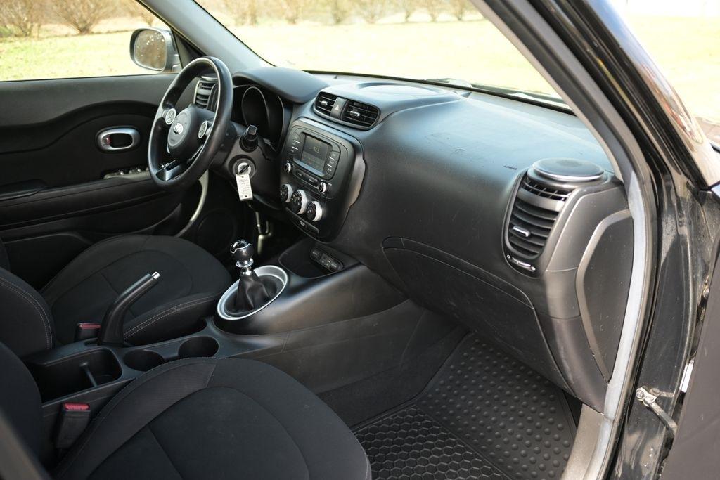 Kia Soul Base Manual 2019