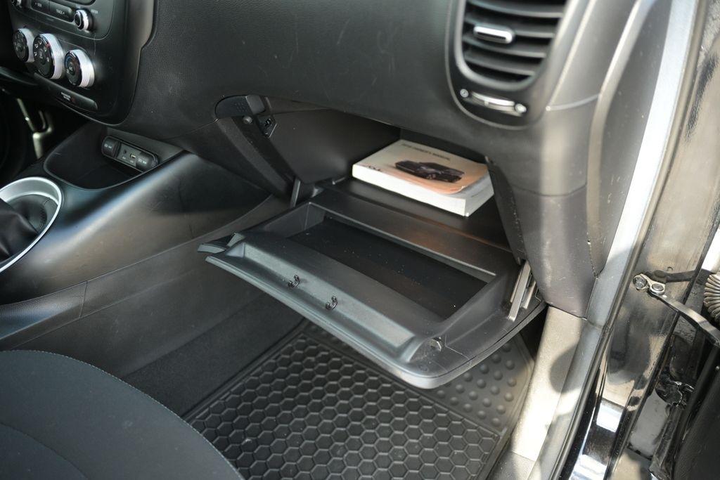 Kia Soul Base Manual 2019