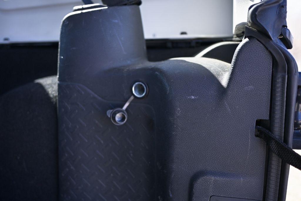 Jeep Wrangler Unlimited 4WD 4dr Sport 2016