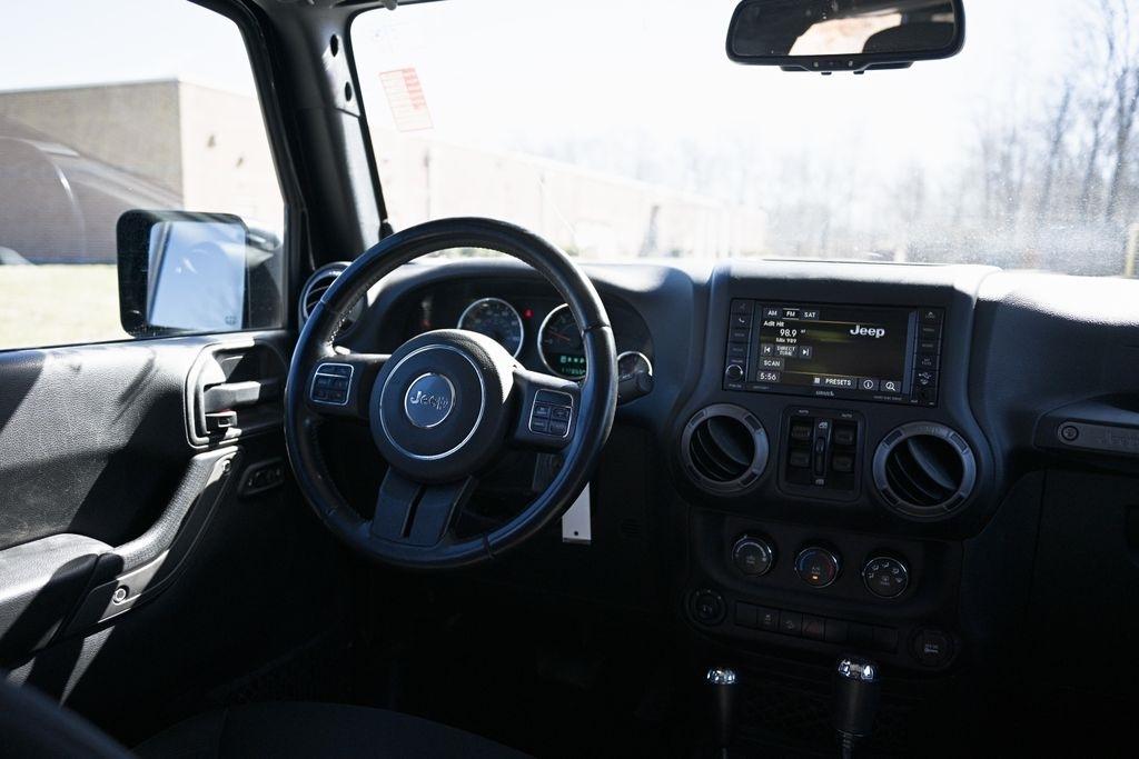 Jeep Wrangler Unlimited 4WD 4dr Sport 2016