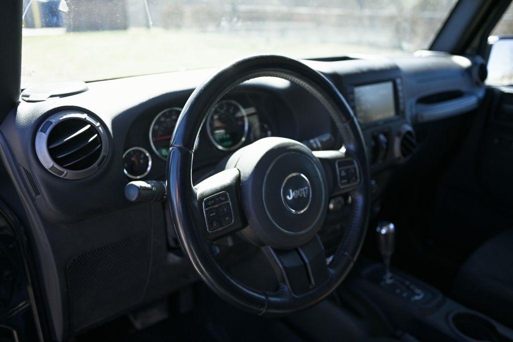 Jeep Wrangler Unlimited 4WD 4dr Sport 2016