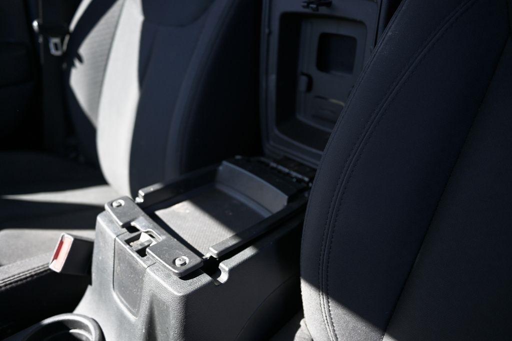 Jeep Wrangler Unlimited 4WD 4dr Sport 2016