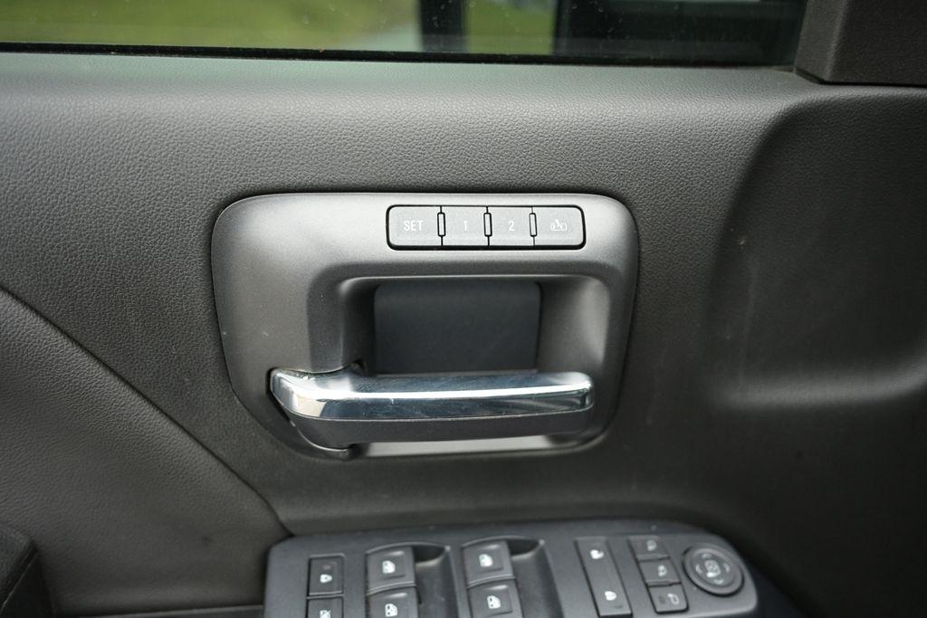 Chevrolet Silverado 2500HD 4WD Crew Cab 153.7" LTZ 2018