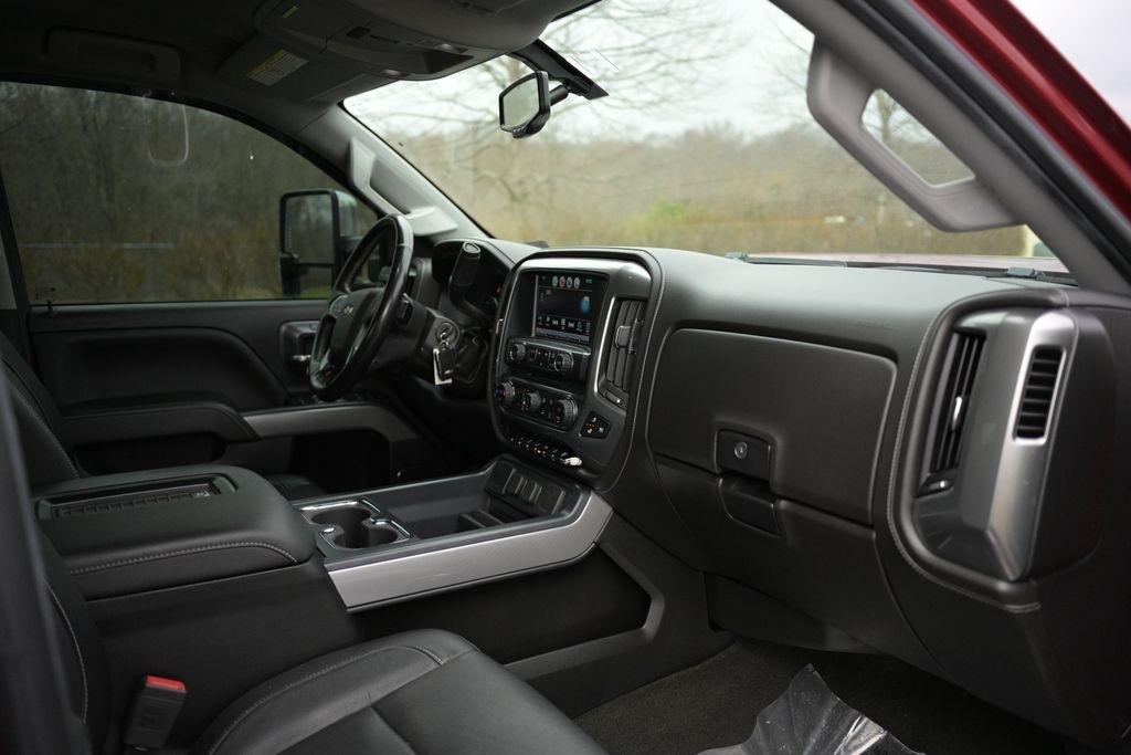 Chevrolet Silverado 2500HD 4WD Crew Cab 153.7" LTZ 2018