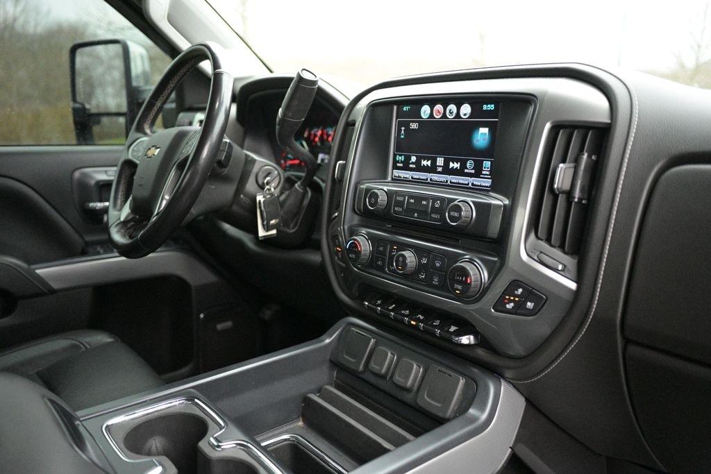 Chevrolet Silverado 2500HD 4WD Crew Cab 153.7" LTZ 2018