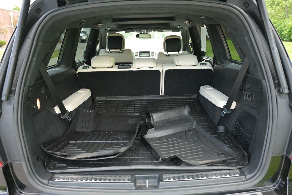 Mercedes-Benz GL-Class 4MATIC 4dr GL 63 AMG 2015