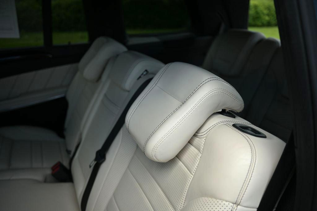 Mercedes-Benz GL-Class 4MATIC 4dr GL 63 AMG 2015
