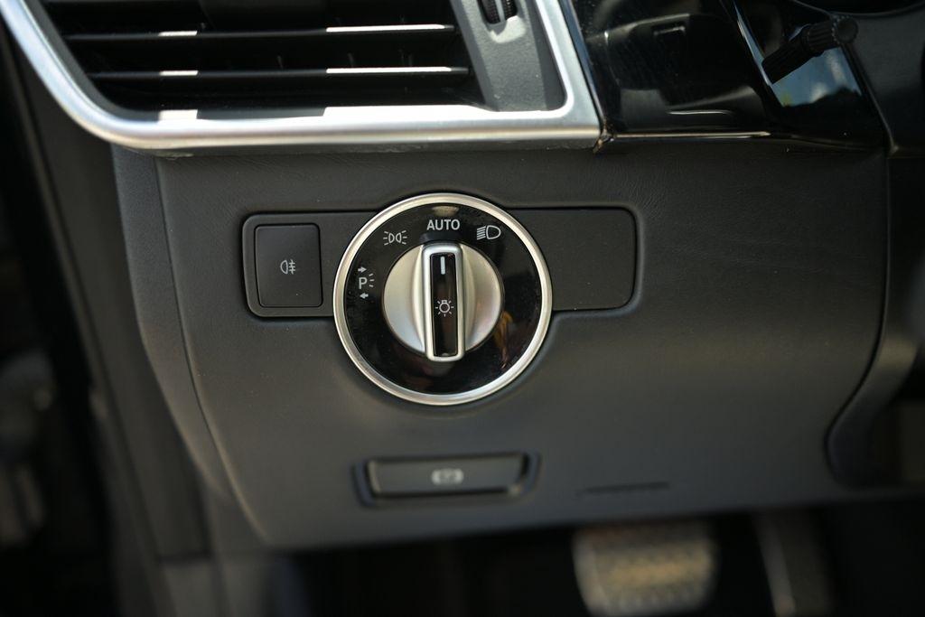 Mercedes-Benz GL-Class 4MATIC 4dr GL 63 AMG 2015