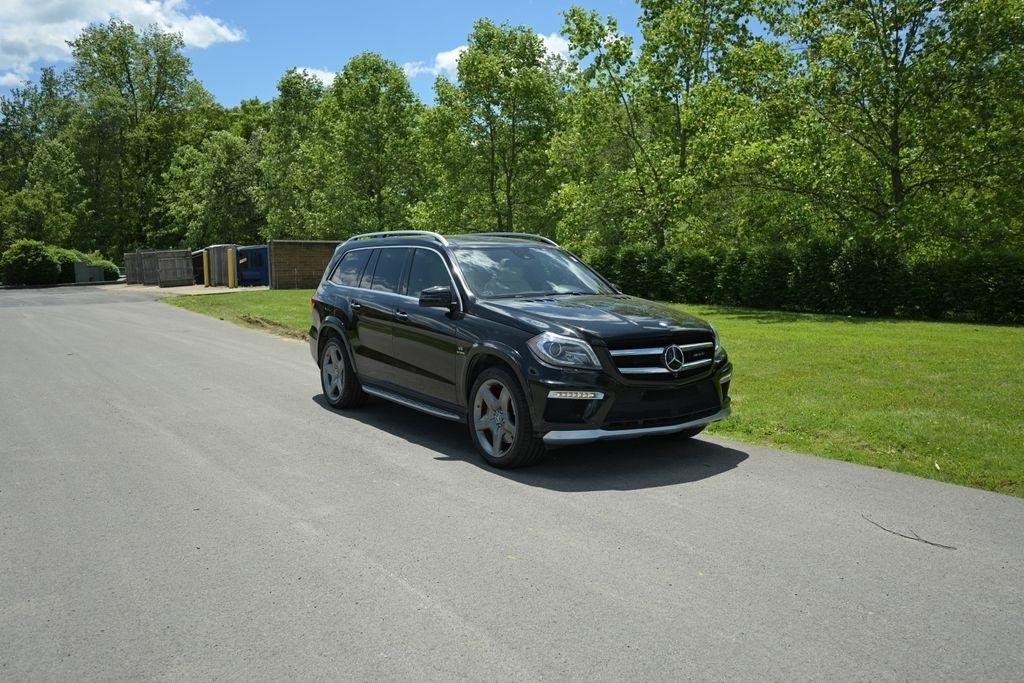 Mercedes-Benz GL-Class 4MATIC 4dr GL 63 AMG 2015