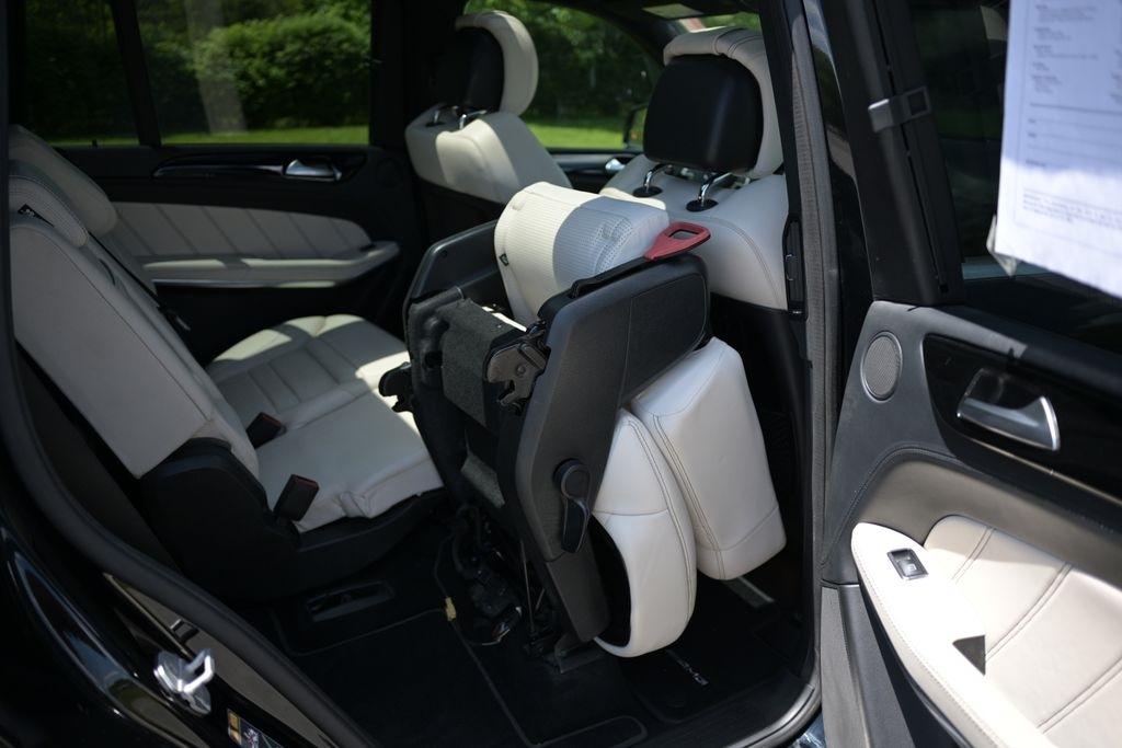 Mercedes-Benz GL-Class 4MATIC 4dr GL 63 AMG 2015