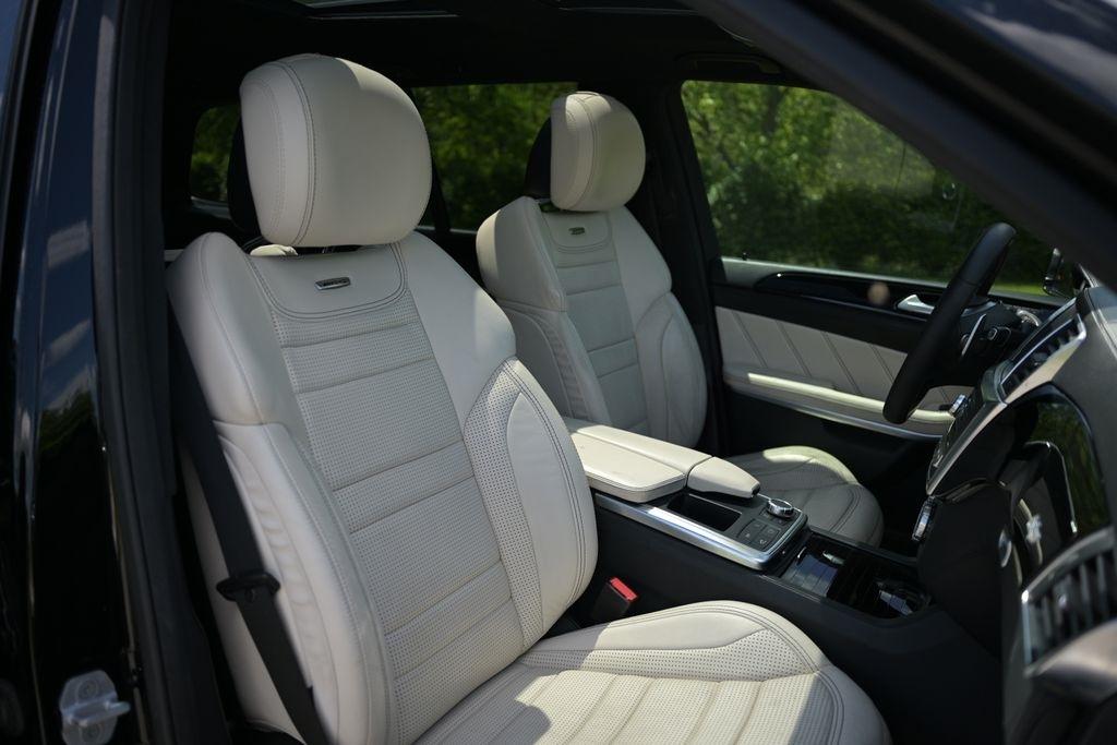Mercedes-Benz GL-Class 4MATIC 4dr GL 63 AMG 2015
