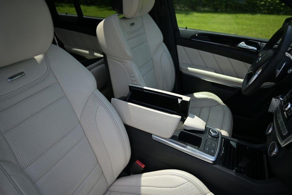 Mercedes-Benz GL-Class 4MATIC 4dr GL 63 AMG 2015