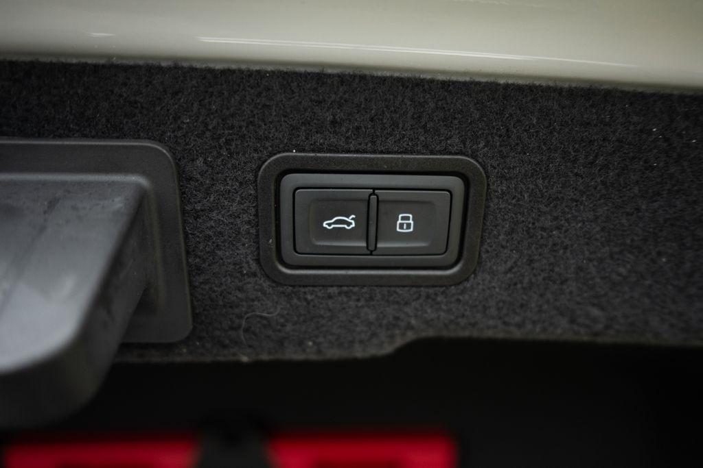 Audi A8 L 60 TFSI quattro 2019