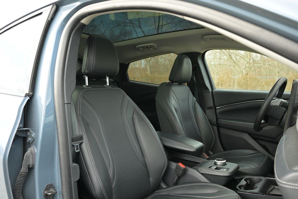 Ford Mustang Mach-E Premium AWD 2023