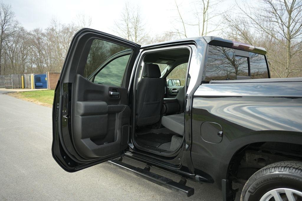 Chevrolet Silverado 1500 2WD Crew Cab 147" LT 2020