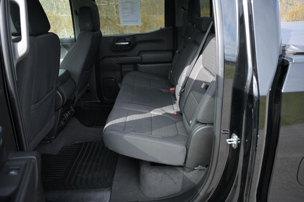 Chevrolet Silverado 1500 2WD Crew Cab 147" LT 2020