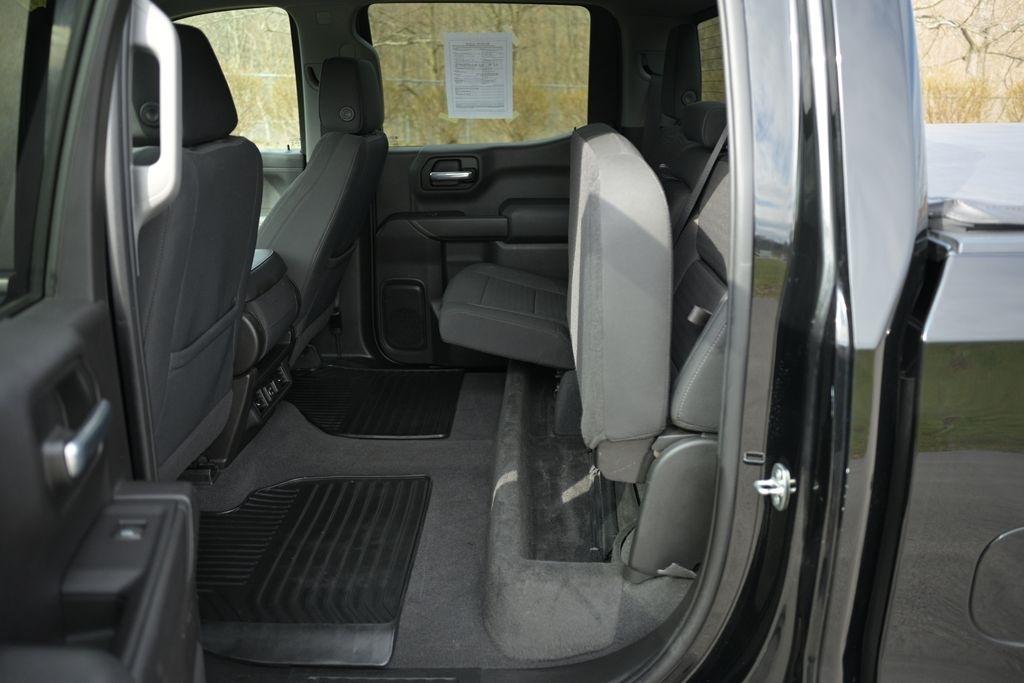 Chevrolet Silverado 1500 2WD Crew Cab 147" LT 2020