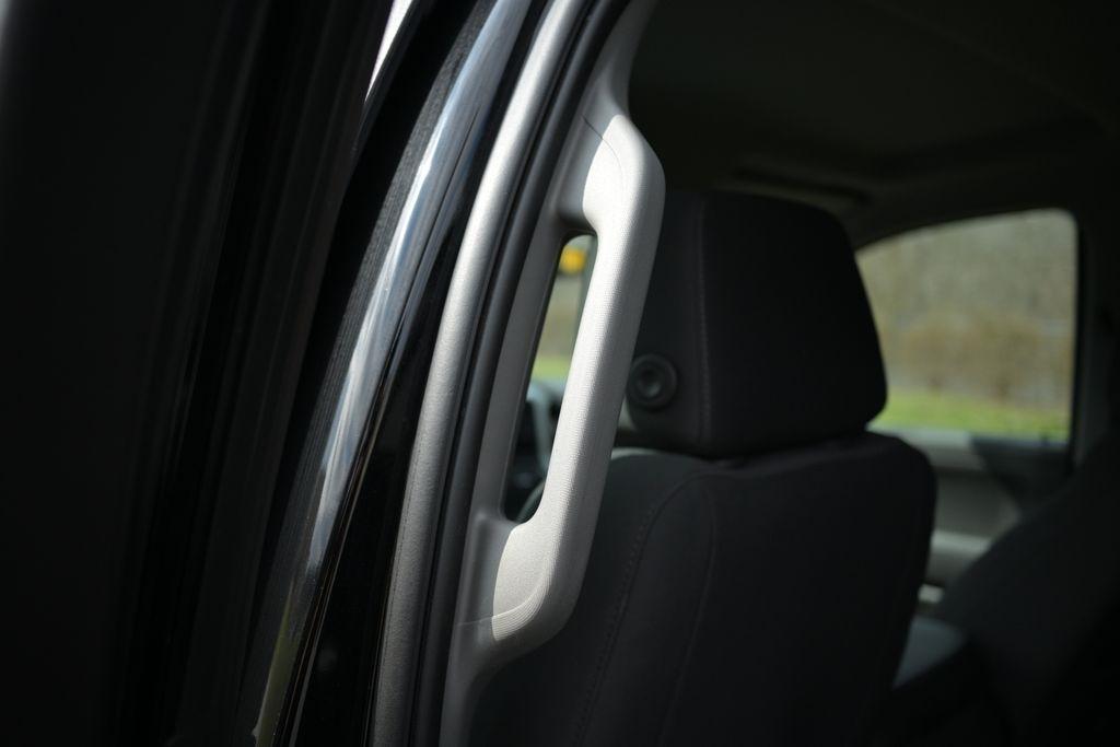 Chevrolet Silverado 1500 2WD Crew Cab 147" LT 2020