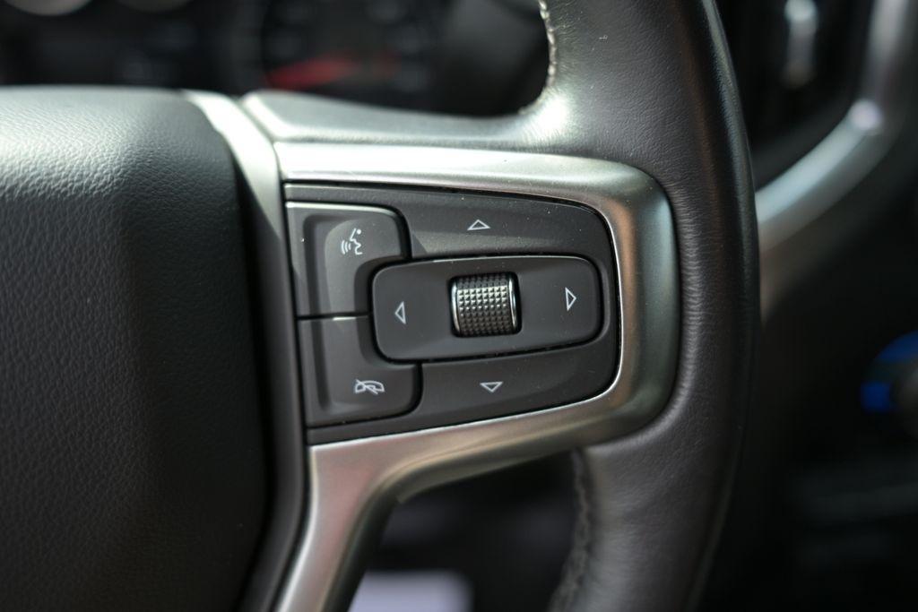 Chevrolet Silverado 1500 2WD Crew Cab 147" LT 2020