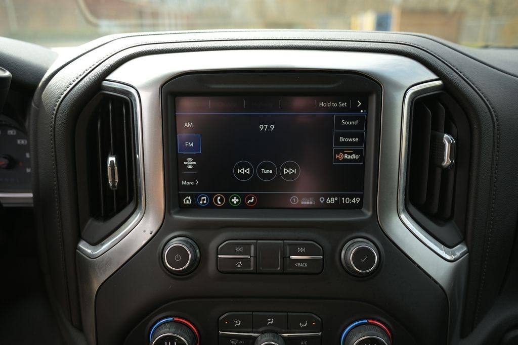 Chevrolet Silverado 1500 2WD Crew Cab 147" LT 2020