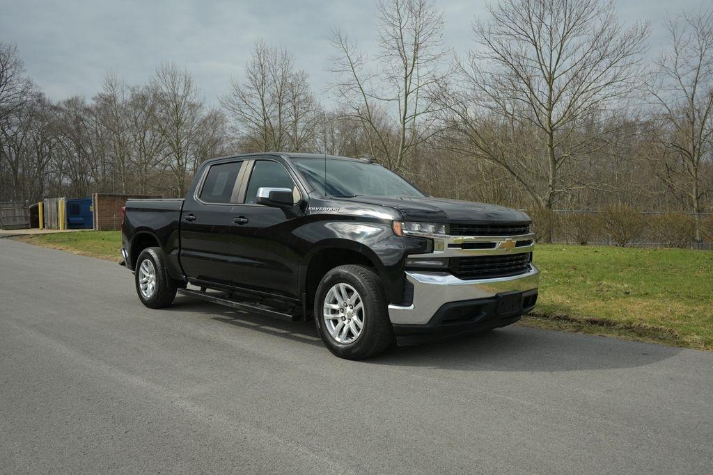 Chevrolet Silverado 1500 2WD Crew Cab 147" LT 2020
