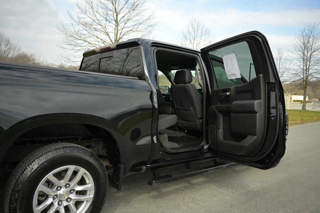 Chevrolet Silverado 1500 2WD Crew Cab 147" LT 2020