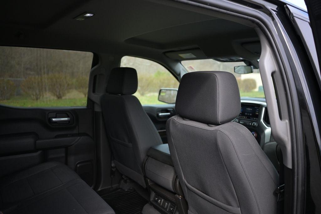 Chevrolet Silverado 1500 2WD Crew Cab 147" LT 2020