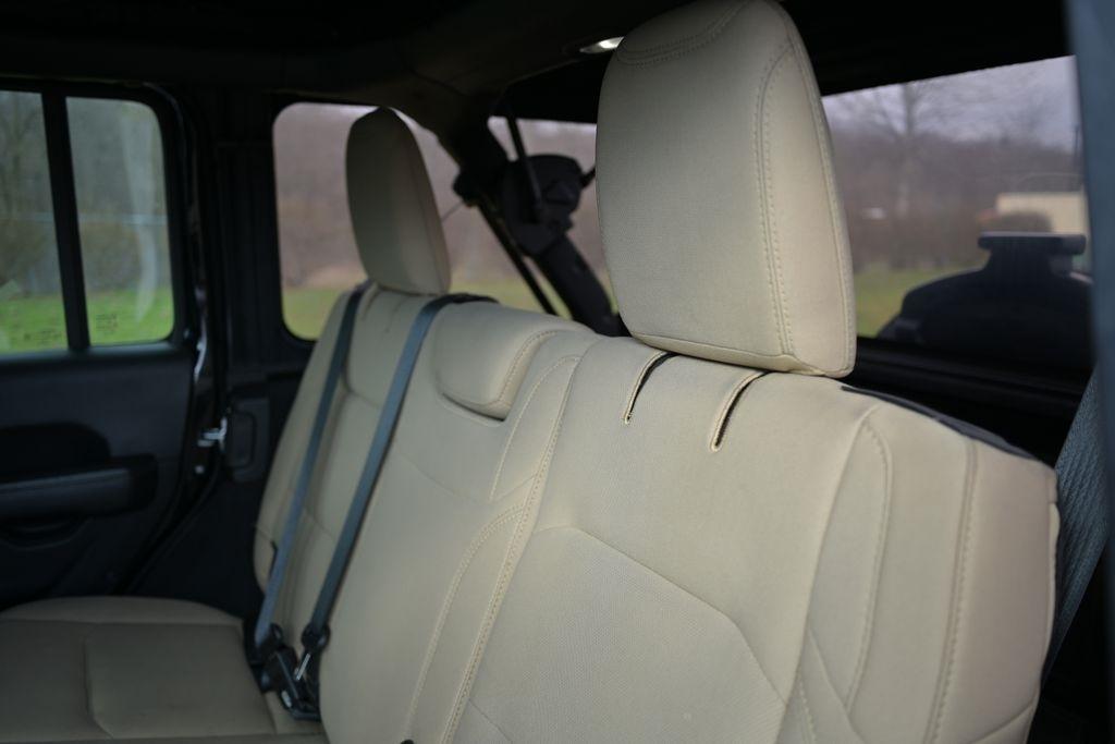 Jeep Wrangler Unlimited Sahara 4x4 2018