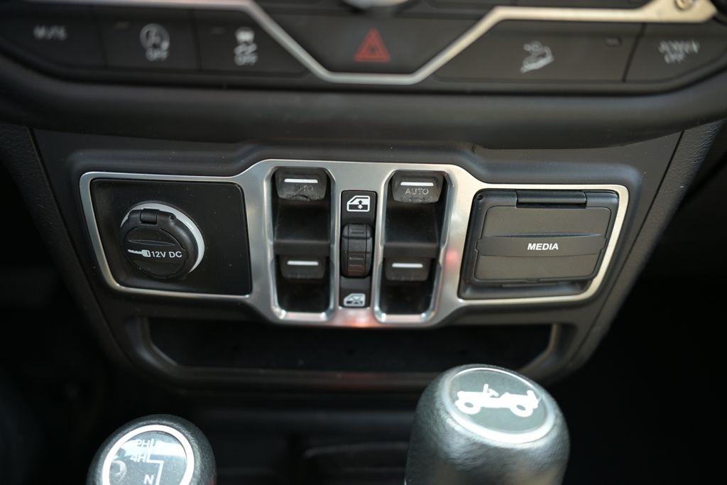 Jeep Wrangler Unlimited Sahara 4x4 2018