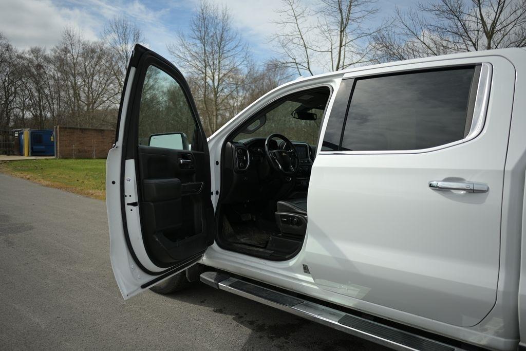 Chevrolet Silverado 1500 4WD Crew Cab 147" LTZ 2019
